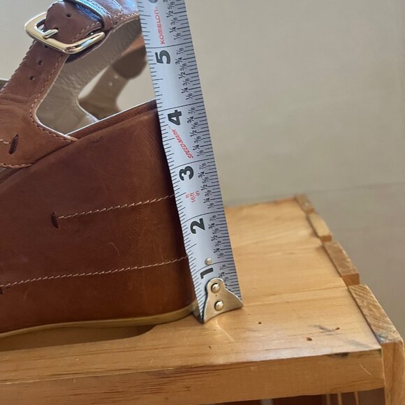 Stuart Weitzman Size 8.5 Brown Leather Strappy Slingback Wedge Heel Sandals - Picture 15 of 16